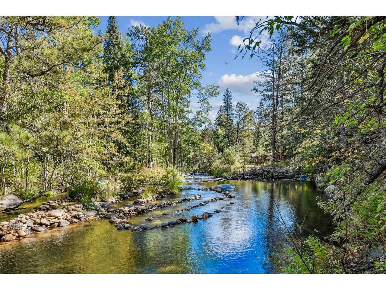 511 Riverside, Lyons, CO 80540