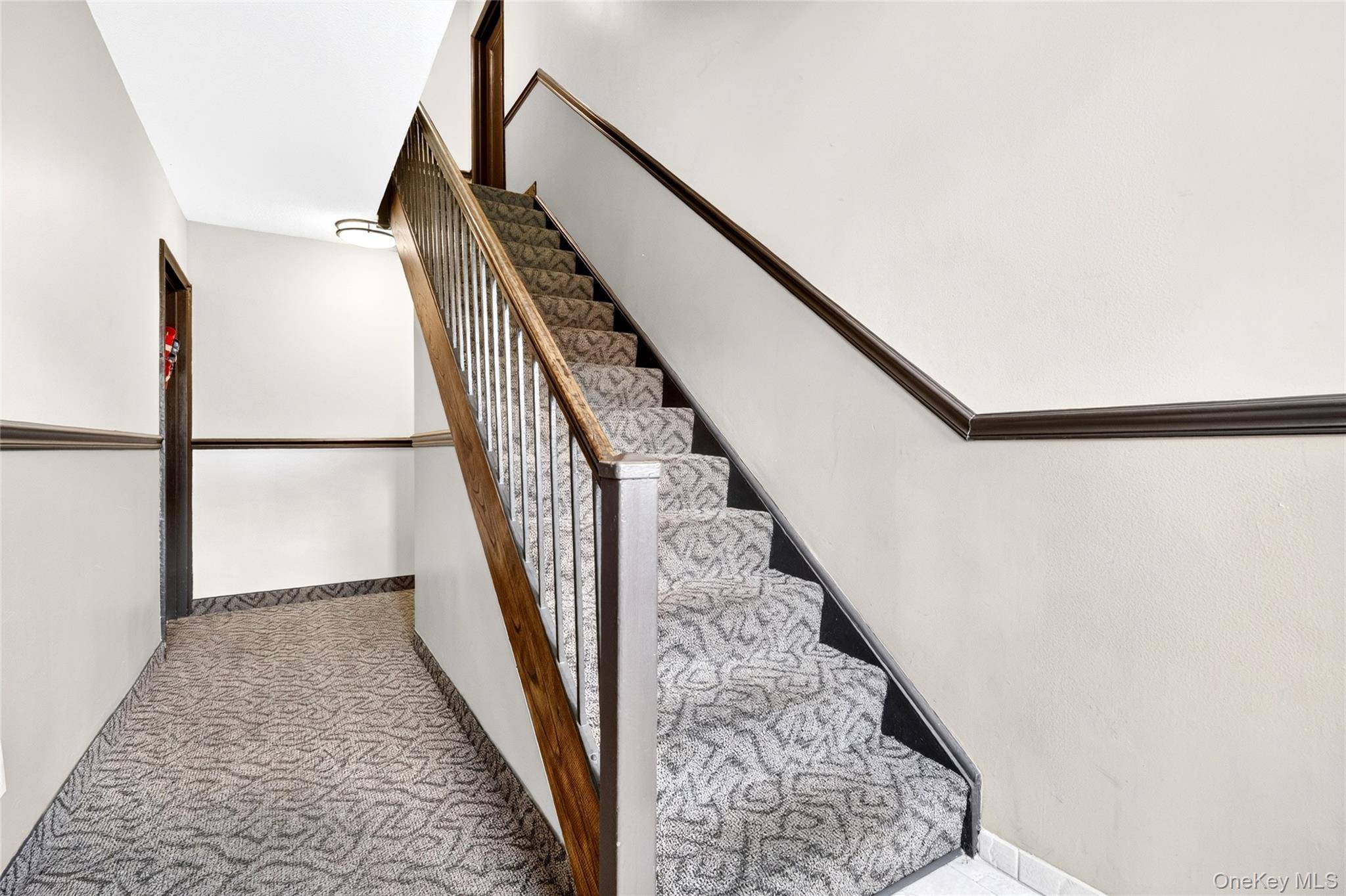 52 Lawrence DR #D, White Plains, NY 10603