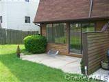 33 Roanoke AVE, Rye Brook, NY 10573