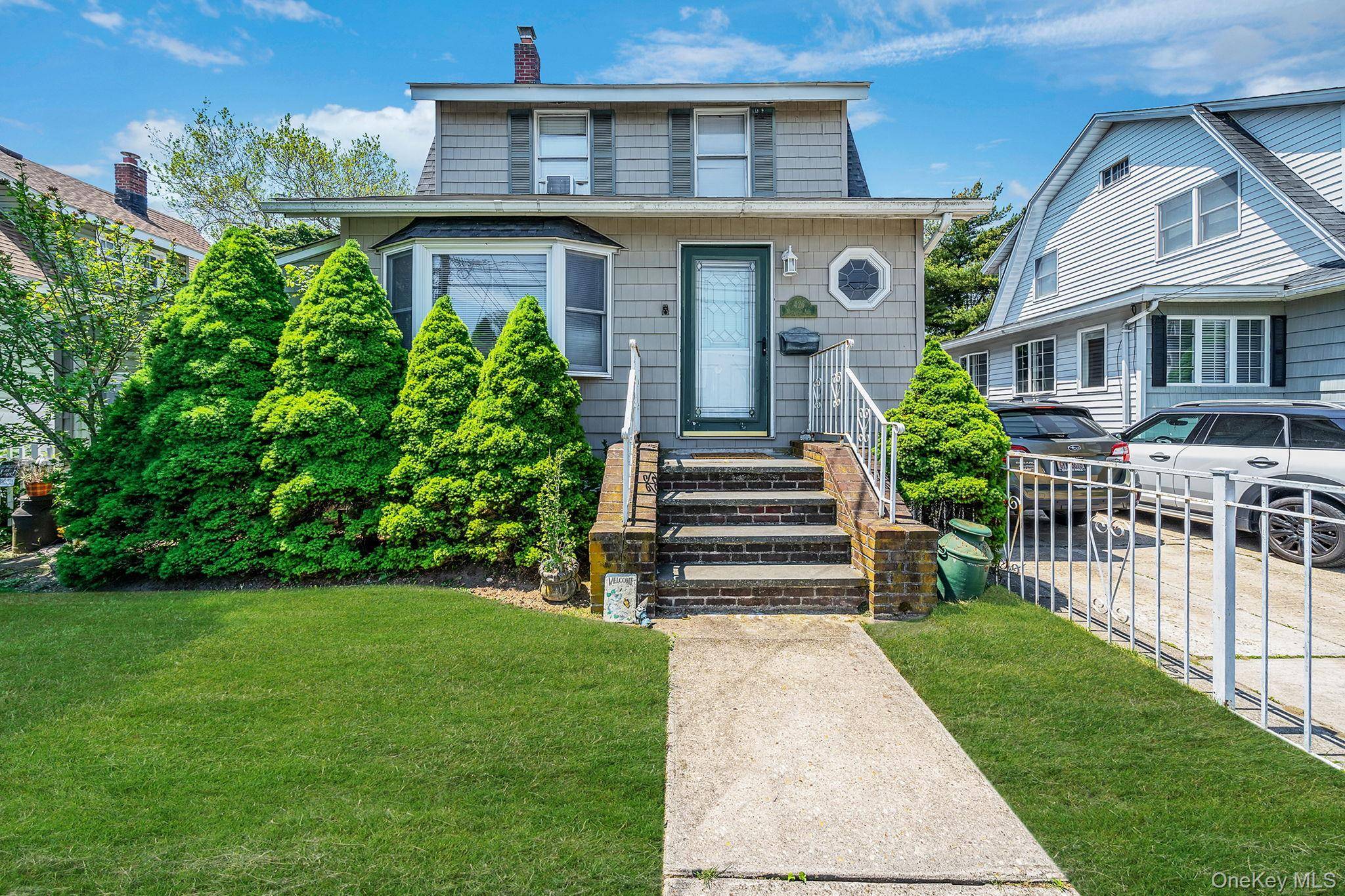 426 Midwood AVE, Bellmore, NY 11710