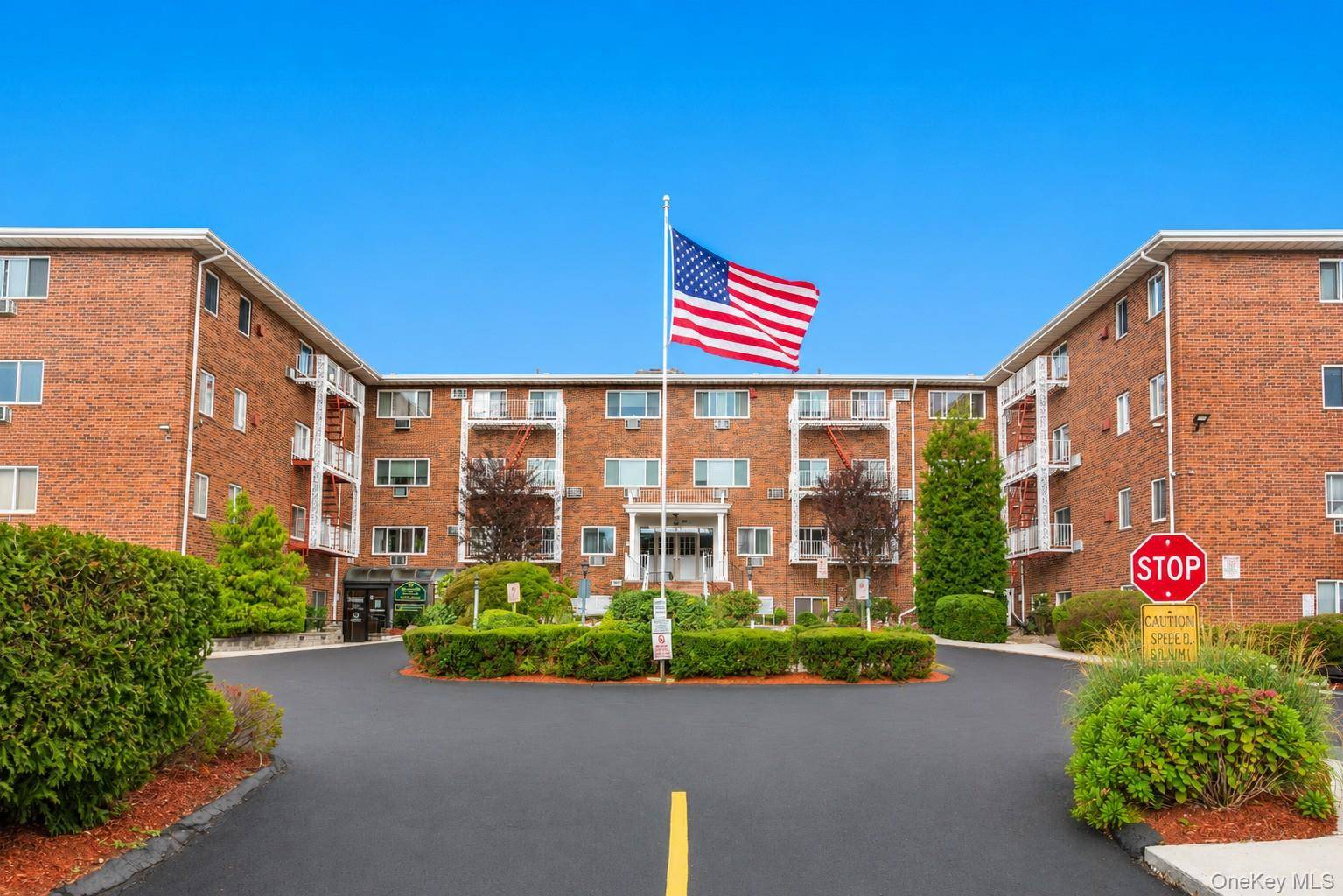 838 Pelhamdale AVE #2H, New Rochelle, NY 10801