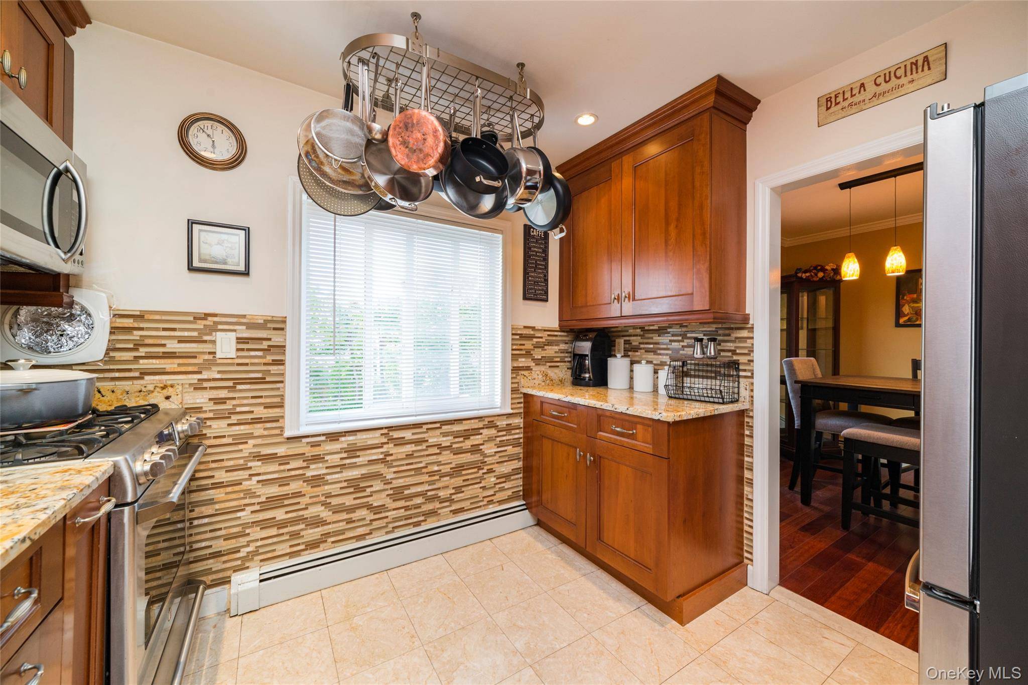 838 Pelhamdale AVE #2H, New Rochelle, NY 10801
