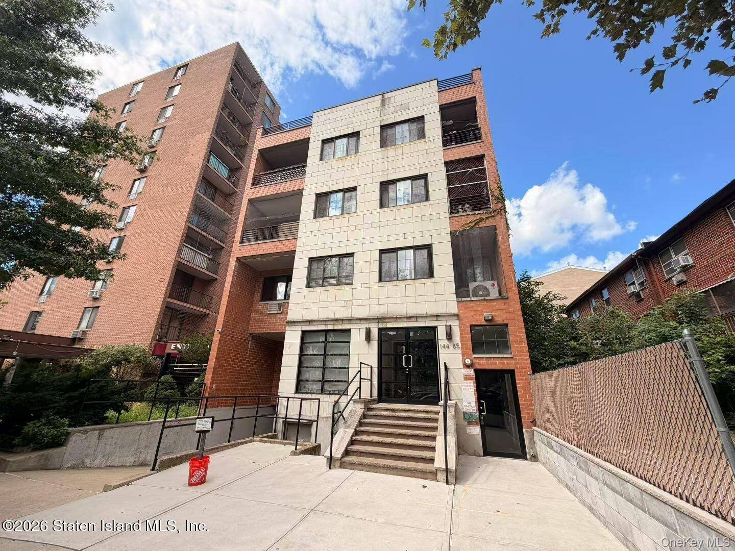 144-85 Roosevelt AVE #3e, Flushing, NY 11354