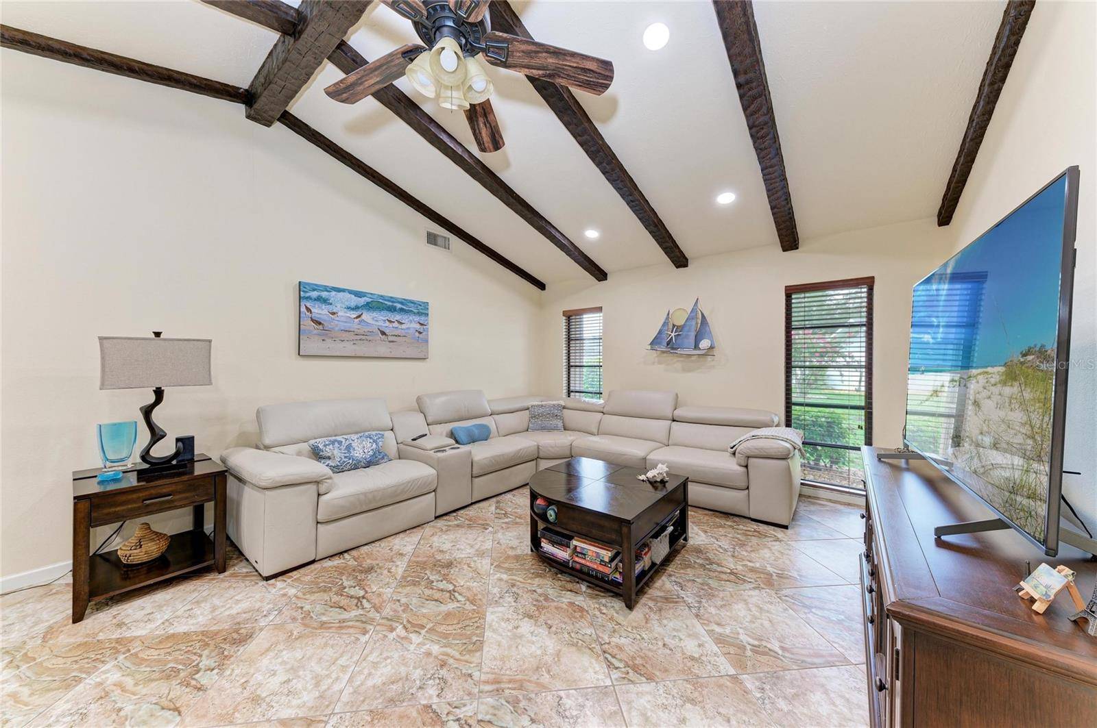 4533 KIPLING CIR, Sarasota, FL 34241