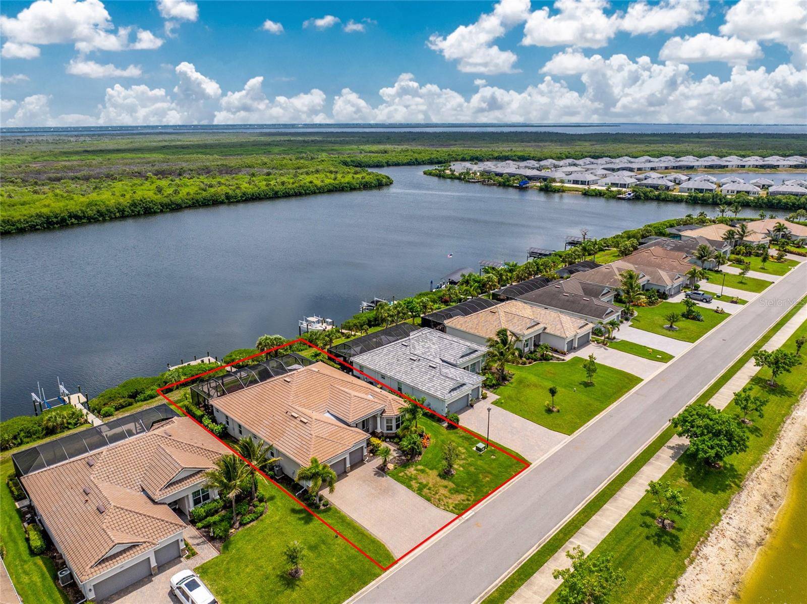 15248 SPANISH POINT DR, Port Charlotte, FL 33981