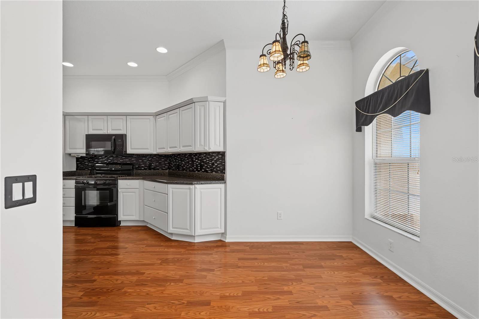 556 KINGSTON WAY, The Villages, FL 32162