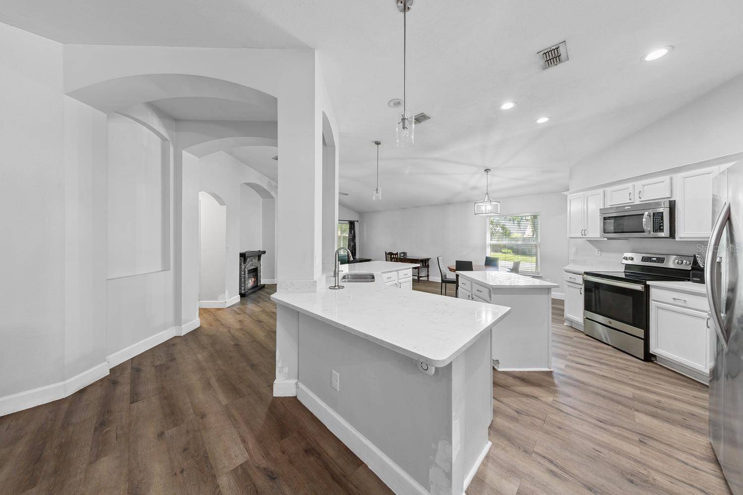 1365 SHOOTINGSTAR LN, St Johns, FL 32259