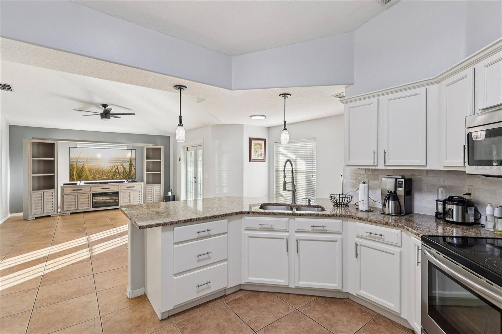 402 OHIO WAY, Kissimmee, FL 34759