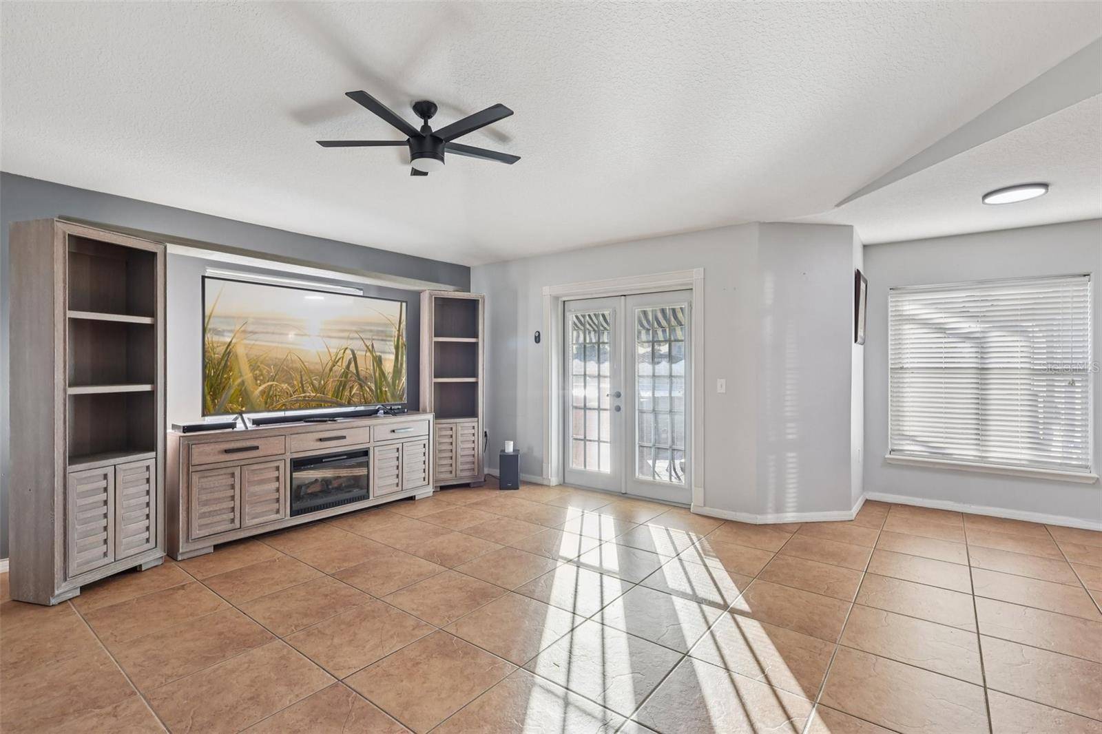 402 OHIO WAY, Kissimmee, FL 34759