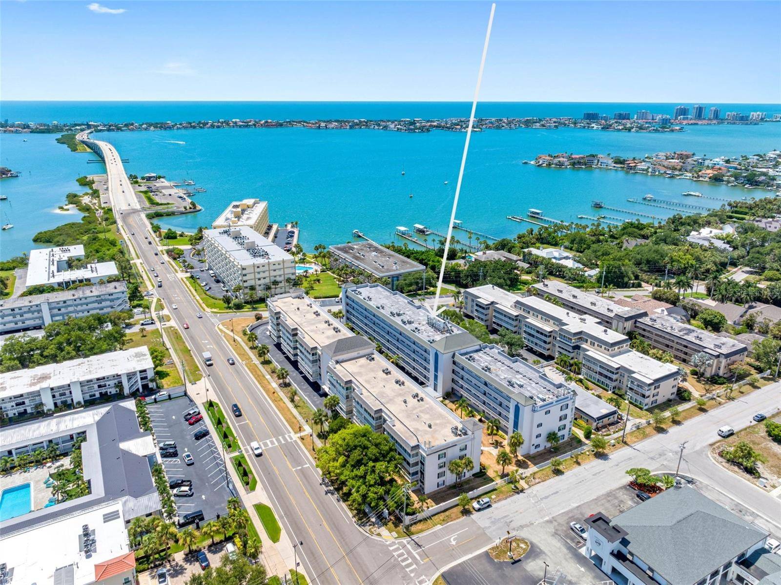 139 BLUFF VIEW DR #407, Belleair Bluffs, FL 33770