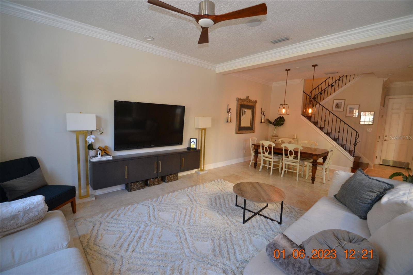2405 VICTORIA GARDENS LN #2405, Tampa, FL 33609