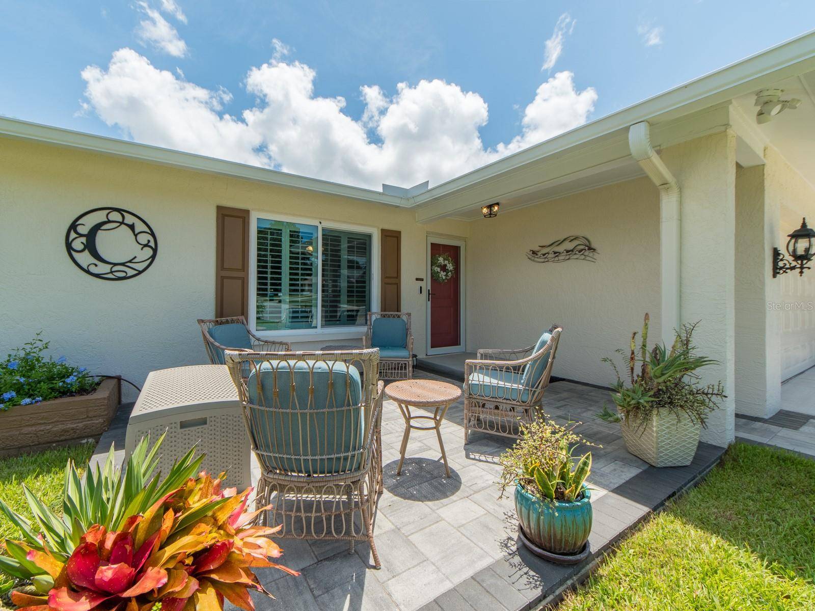 1207 TIMBERBROOKE DR, Palm Harbor, FL 34684