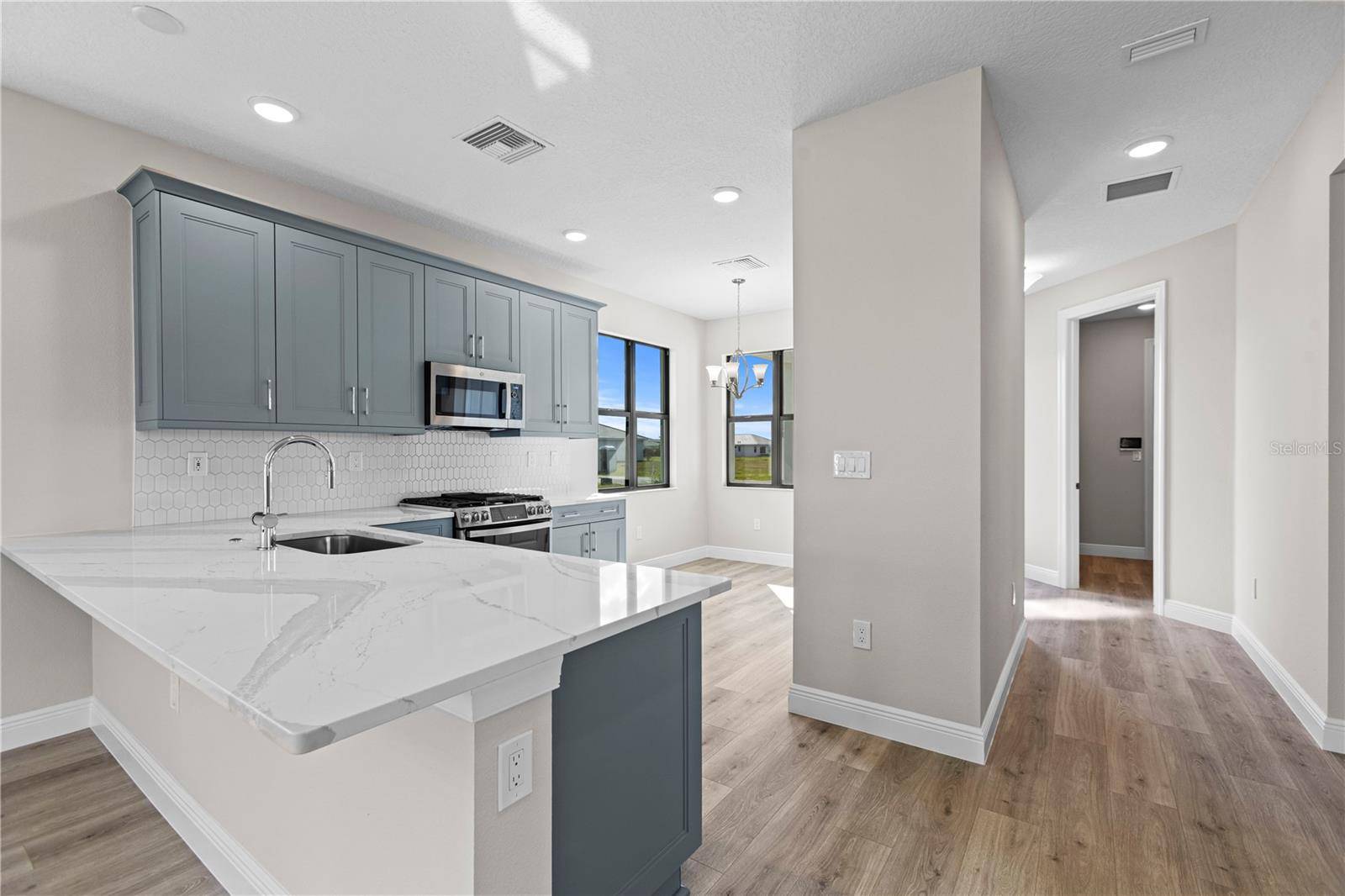 18388 ROCKPORT PL, Lakewood Ranch, FL 34211