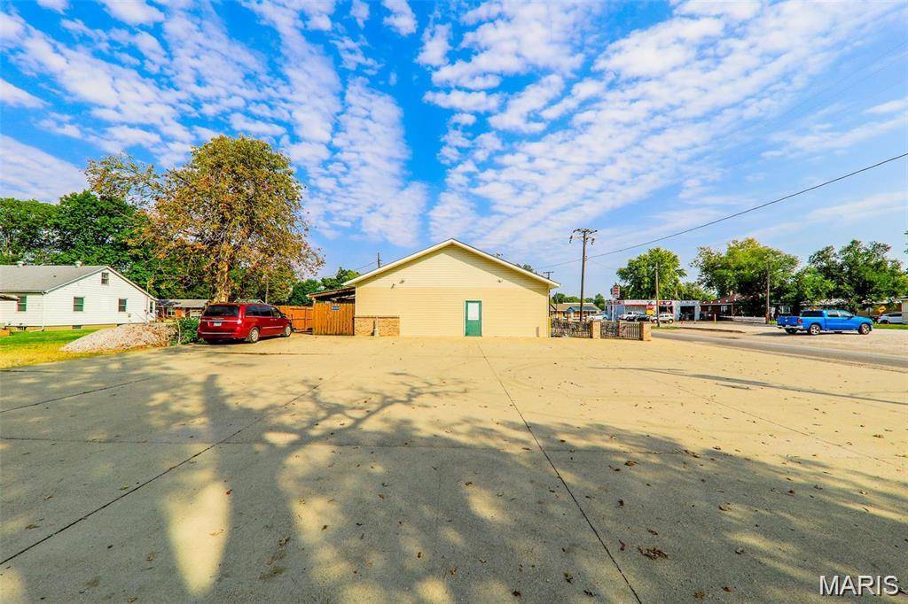 101 Main ST, St Jacob, IL 62281