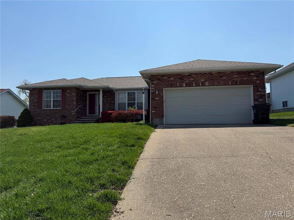 1112 Murry LN, Rolla, MO 65401