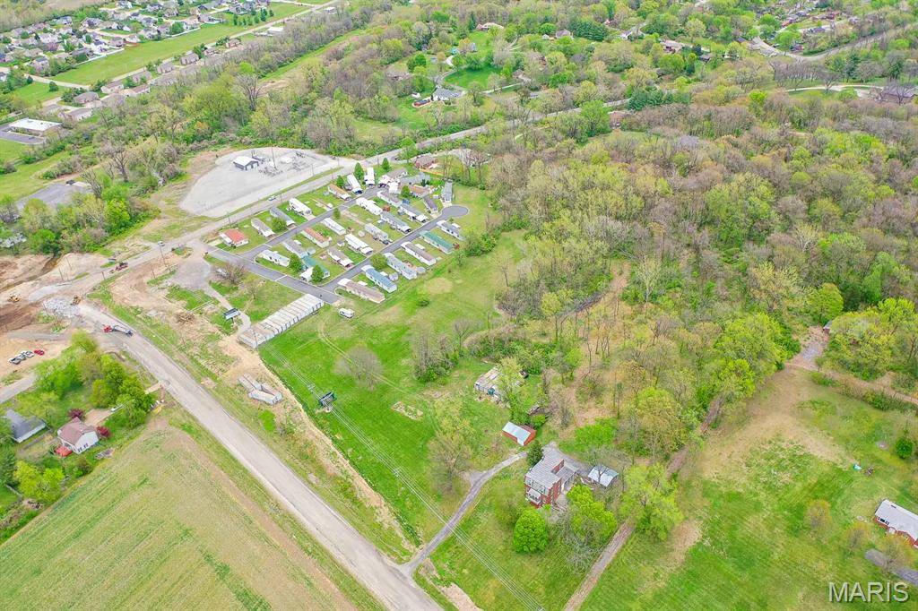 2202 N Bluff Rd., Glen Carbon, IL 62034