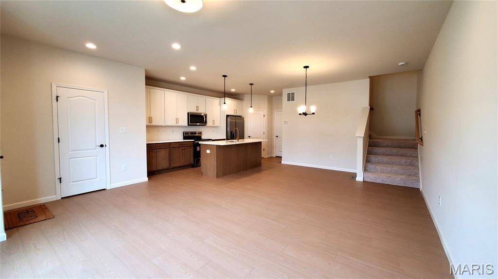 46 Pheasant Ring DR, St Peters, MO 63376