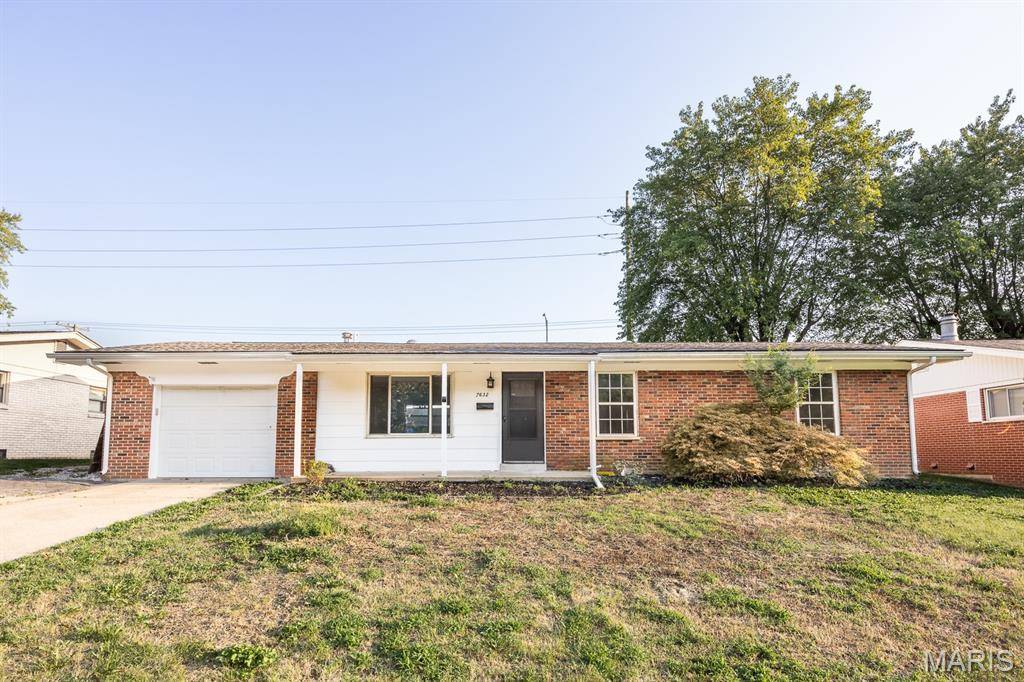 7632 Westchester DR, Belleville, IL 62223
