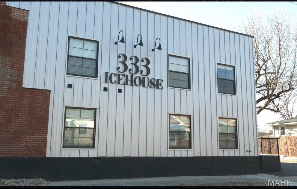 333 S Kansas ST #201, Edwardsville, IL 62025