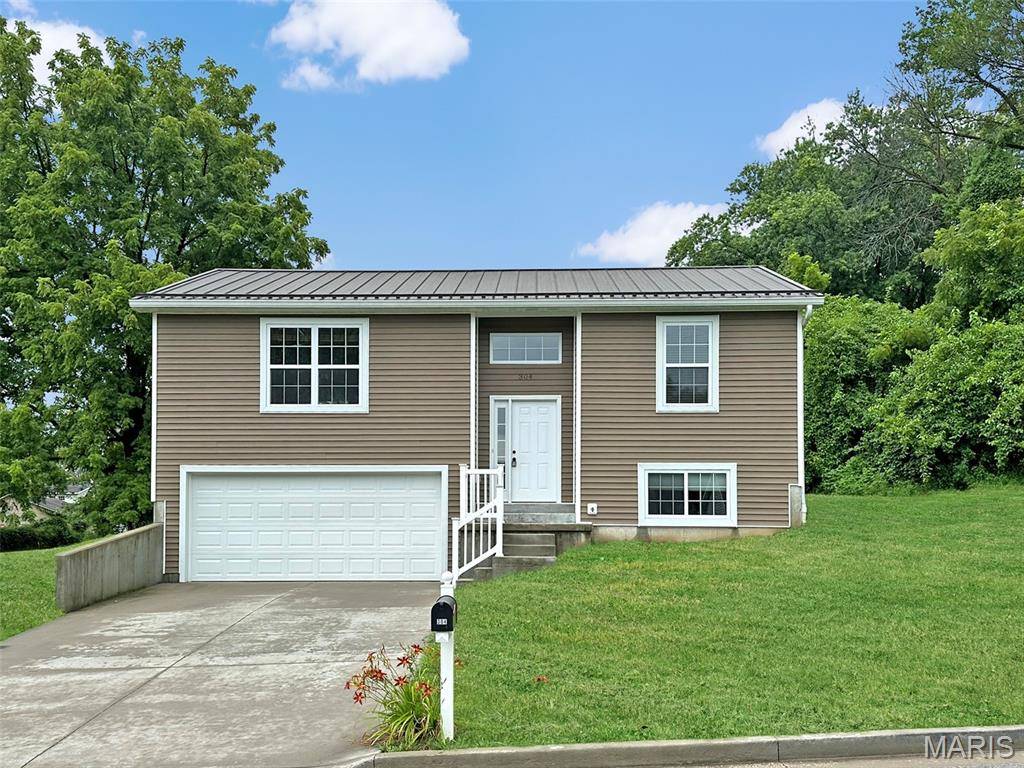 304 Vine ST, New Haven, MO 63068