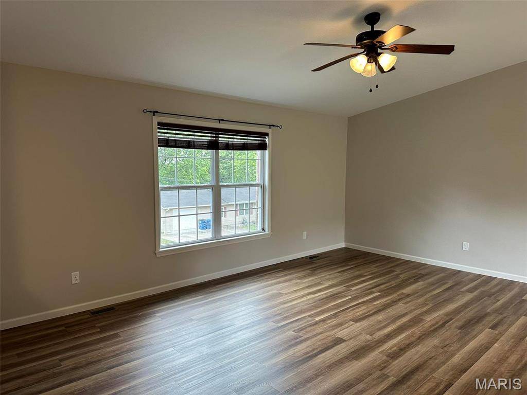 304 Vine ST, New Haven, MO 63068