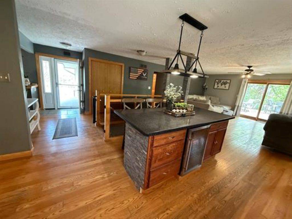 7758 Ray CT, Roscoe, IL 61073