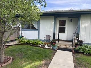 907 Royal DR #3b, Mchenry, IL 60050