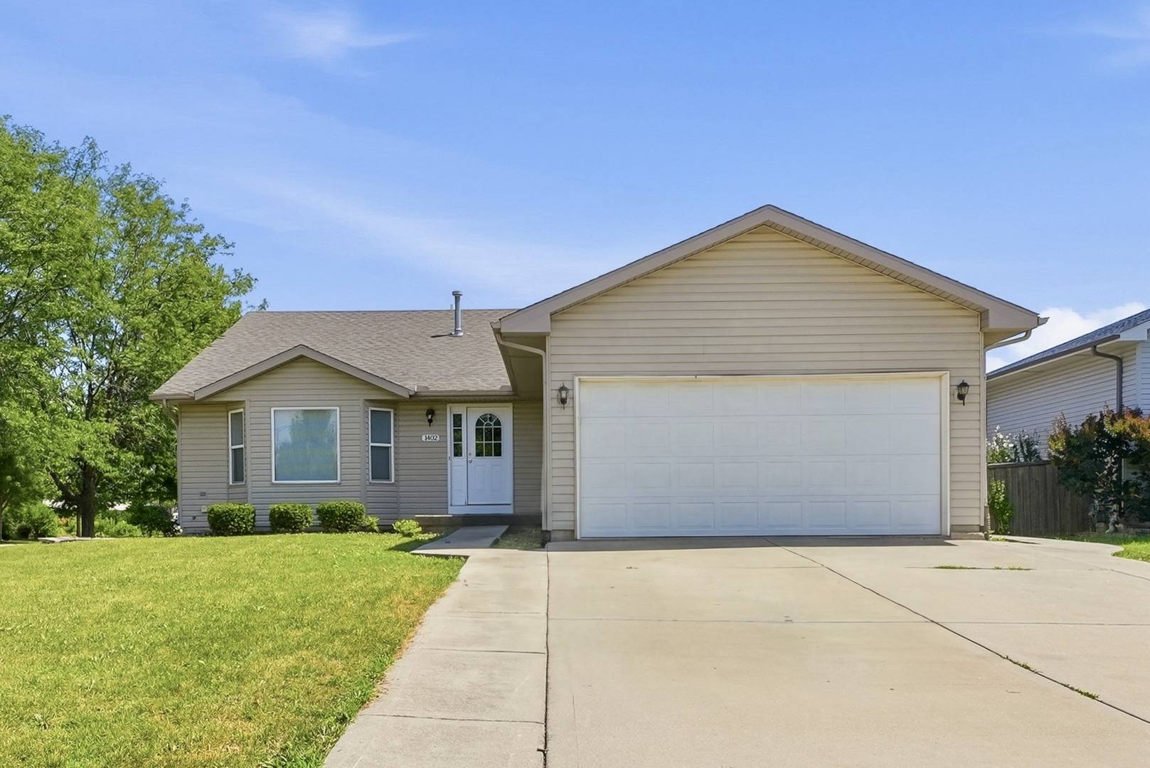 1402 Enborn DR, Joliet, IL 60431