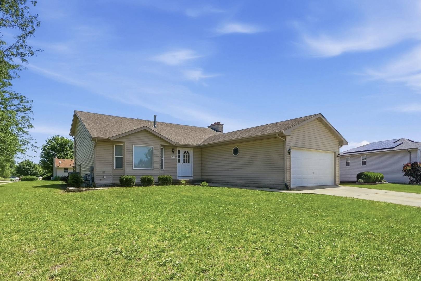1402 Enborn DR, Joliet, IL 60431