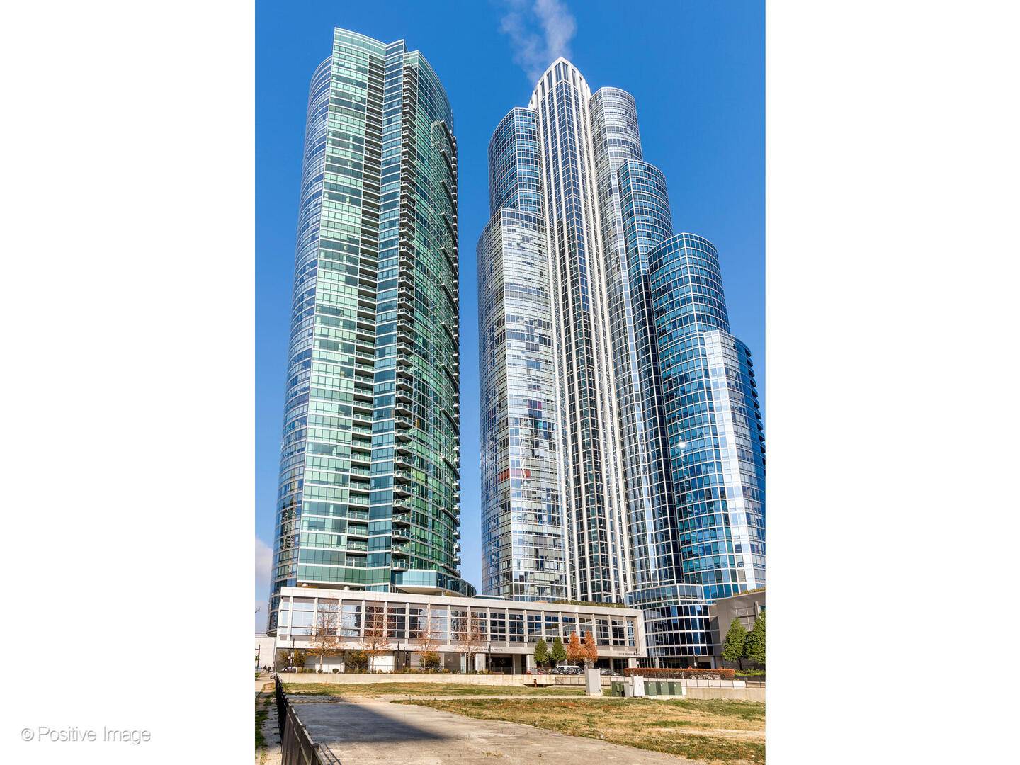 1201 S Prairie AVE #3702, Chicago, IL 60605