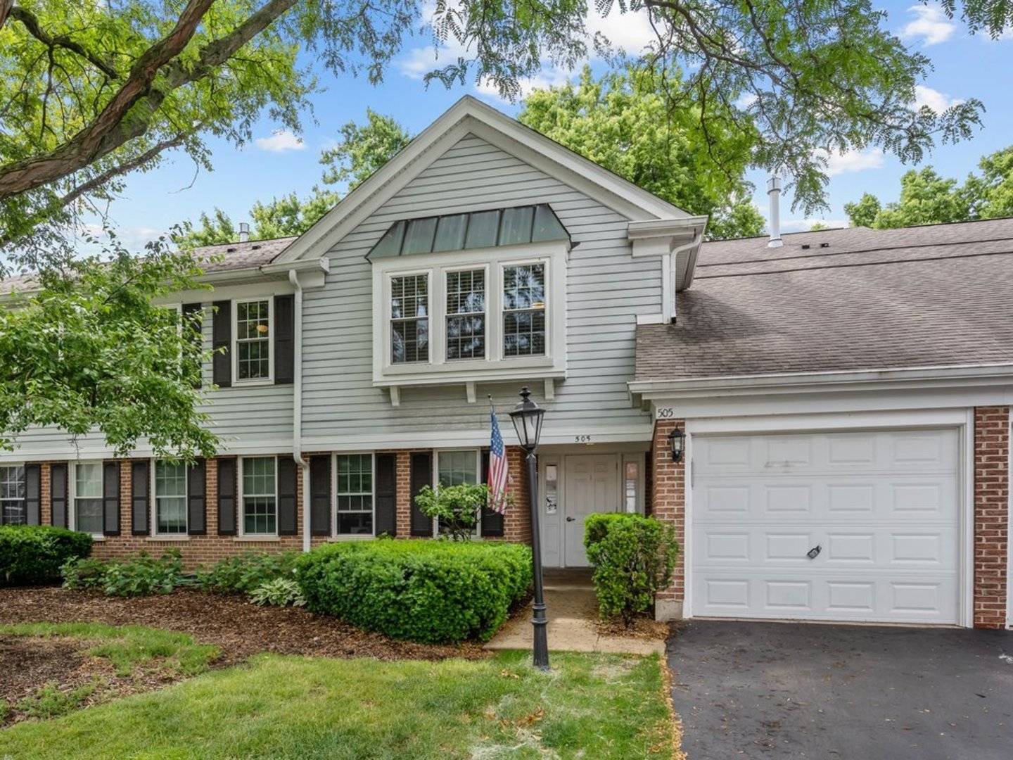 505 Green Bridge LN #B, Prospect Heights, IL 60070