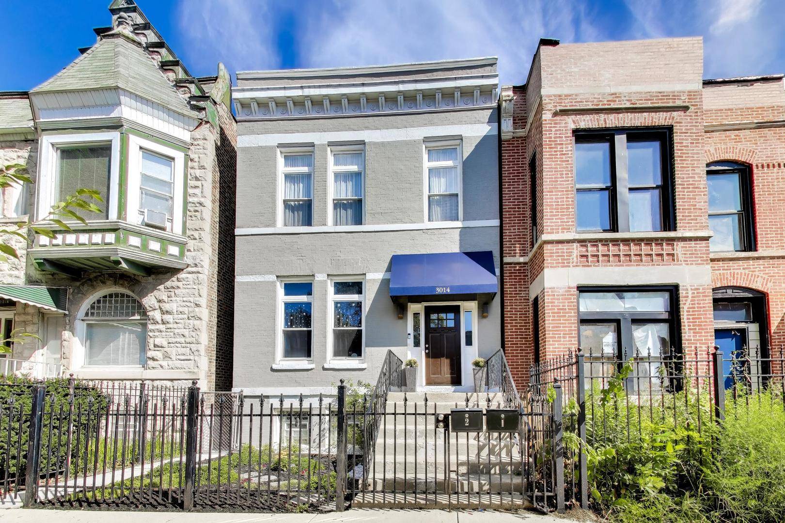 3014 W Walnut ST, Chicago, IL 60612