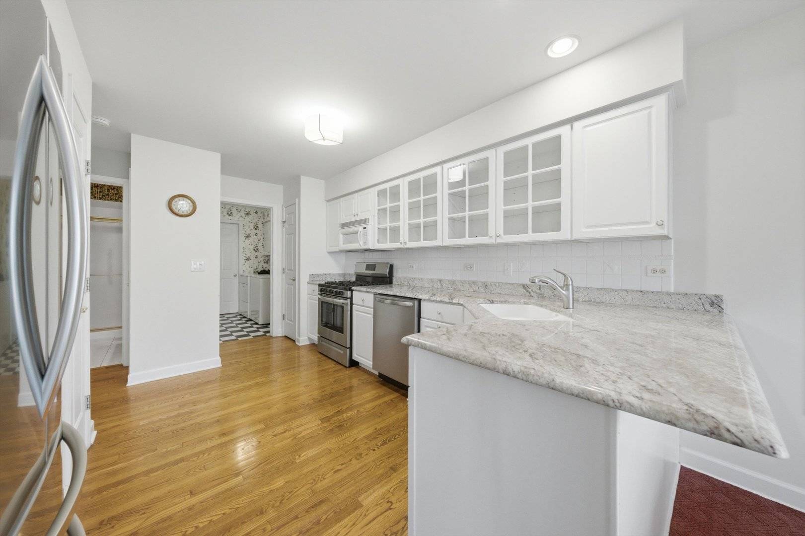 9404 173rd ST, Tinley Park, IL 60487
