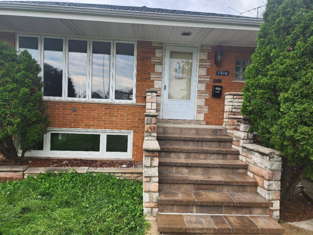7810 Mayfield AVE S #HOUSE, Burbank, IL 60459