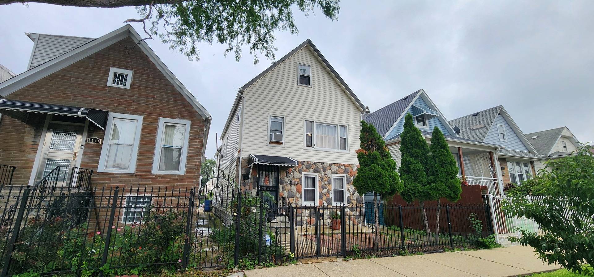 4051 S Campbell ST, Chicago, IL 60632