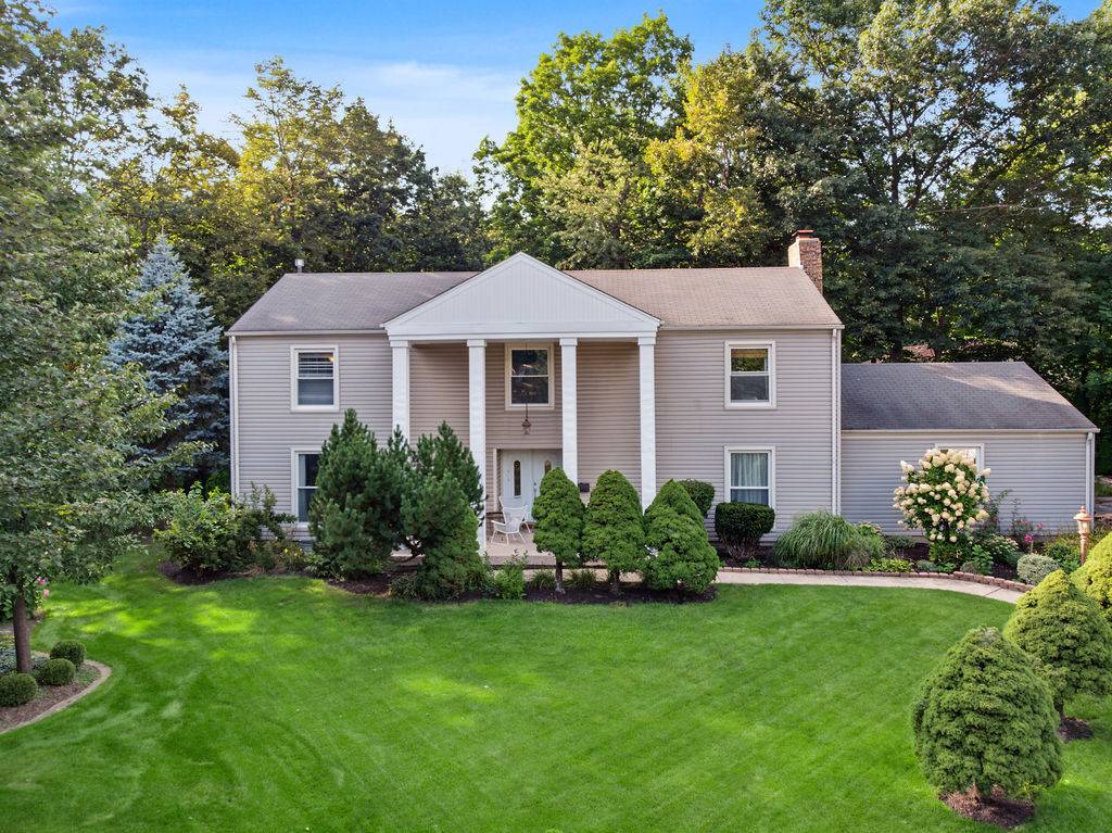 6 DOGWOOD RD, Rolling Meadows, IL 60008