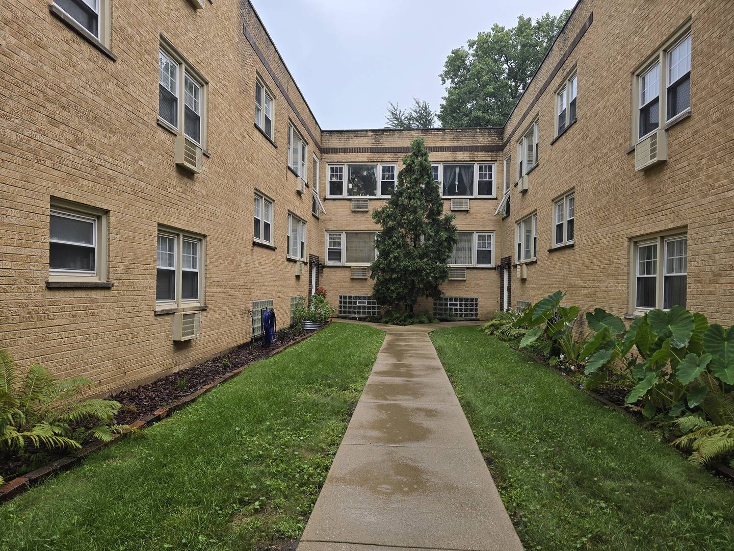 1819 W Touhy AVE #4, Chicago, IL 60626
