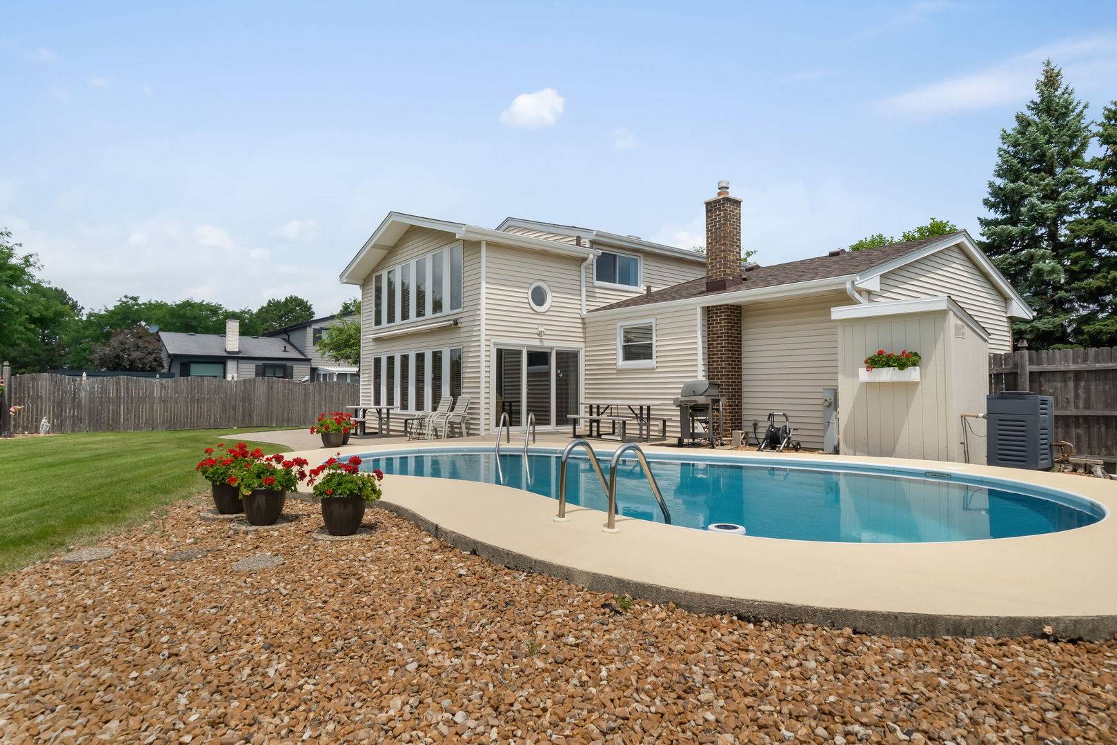 539 Hamilton AVE, Westmont, IL 60559