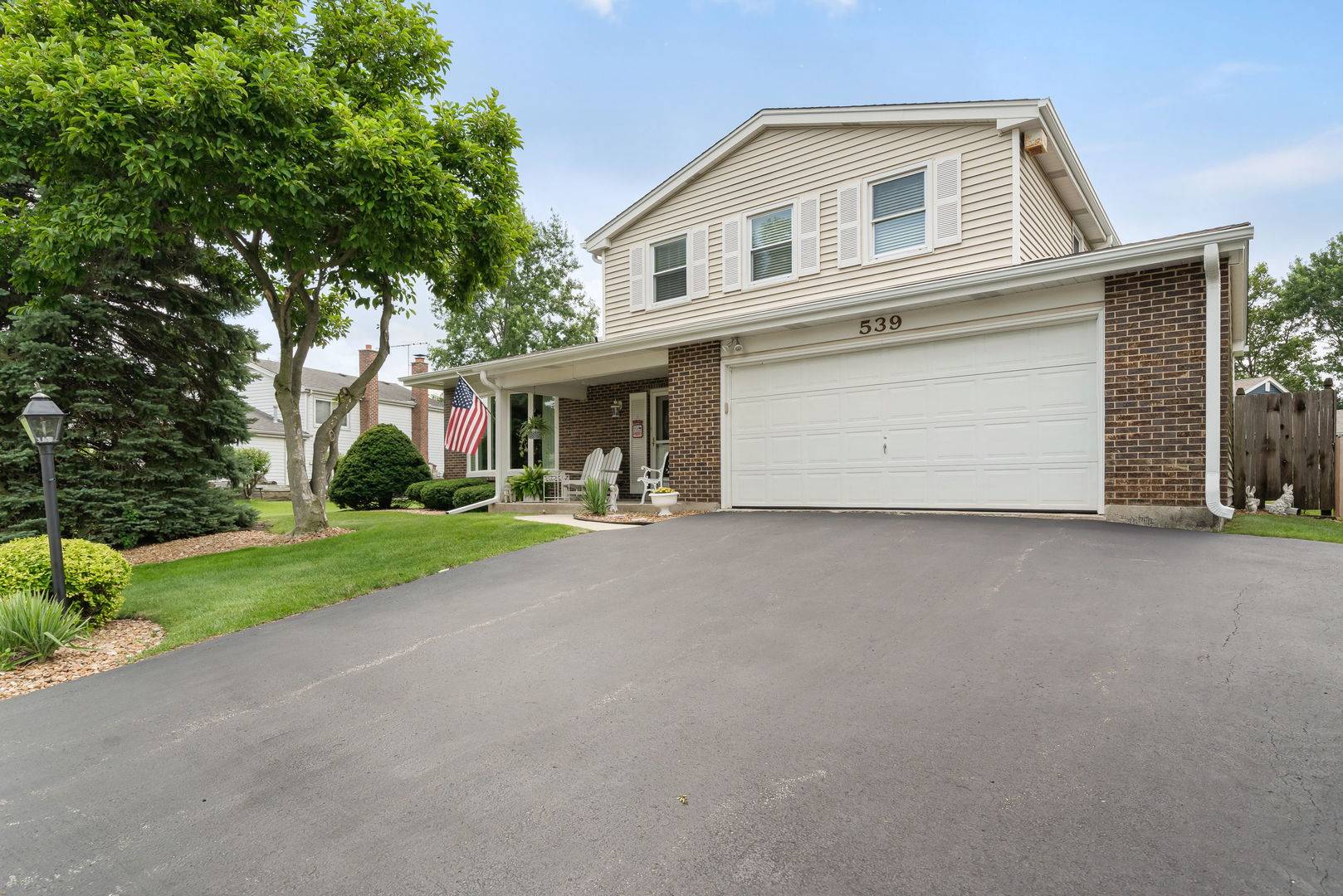 539 Hamilton AVE, Westmont, IL 60559