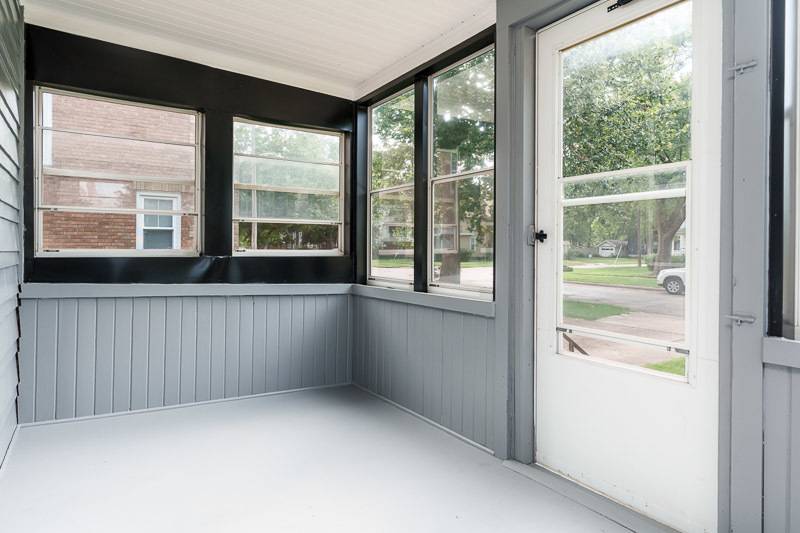 2305 Logan ST, Rockford, IL 61103