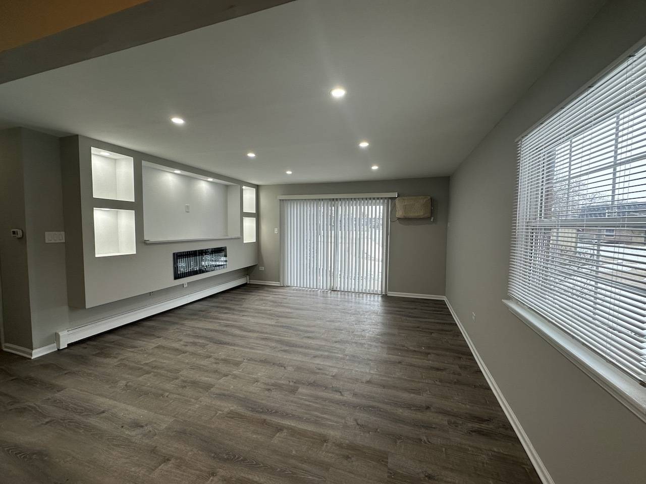 171 W 63rd ST #B202, Westmont, IL 60559