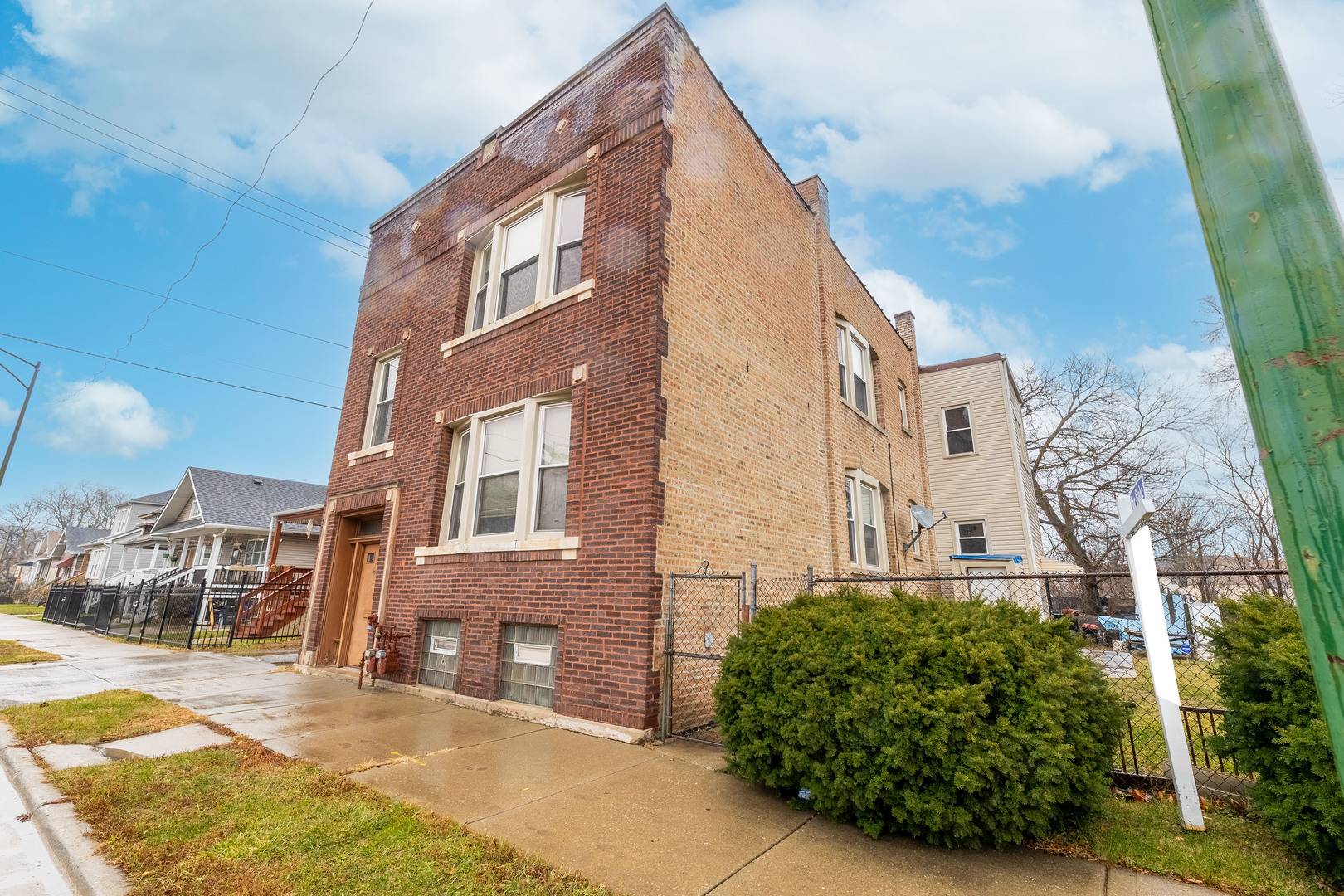 11849 S Wentworth AVE, Chicago, IL 60628