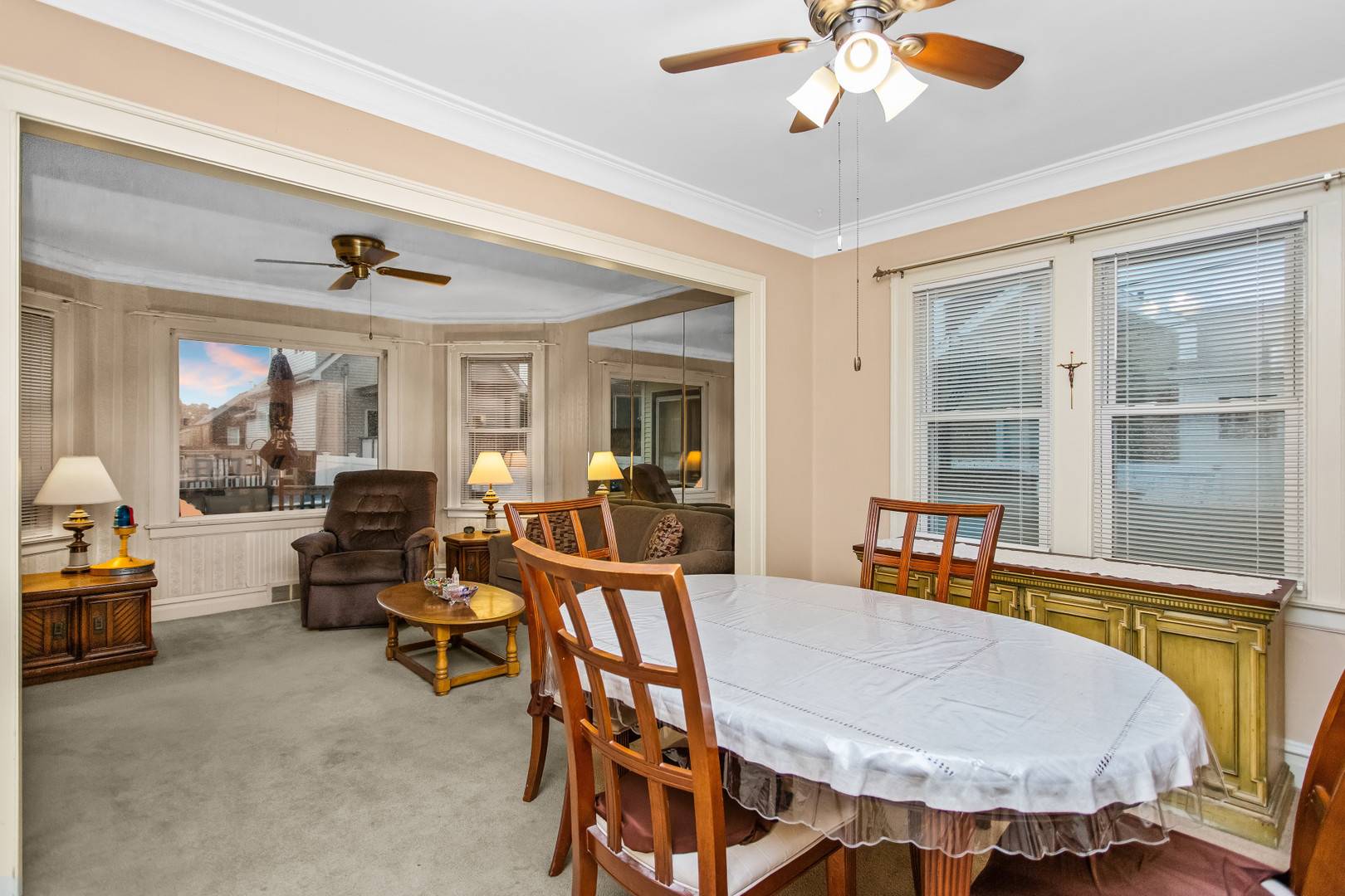 3872 N Ottawa AVE, Chicago, IL 60634