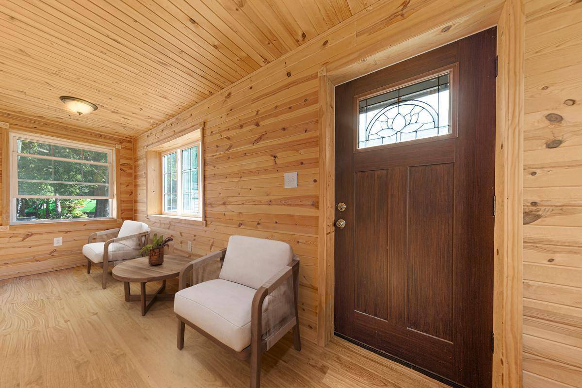 718 6th ST NW, Faribault, MN 55021