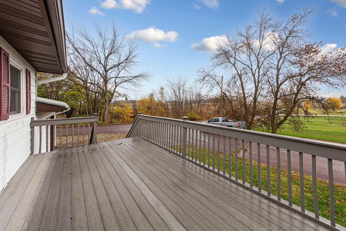 303 3rd ST N, Ellendale, MN 56026
