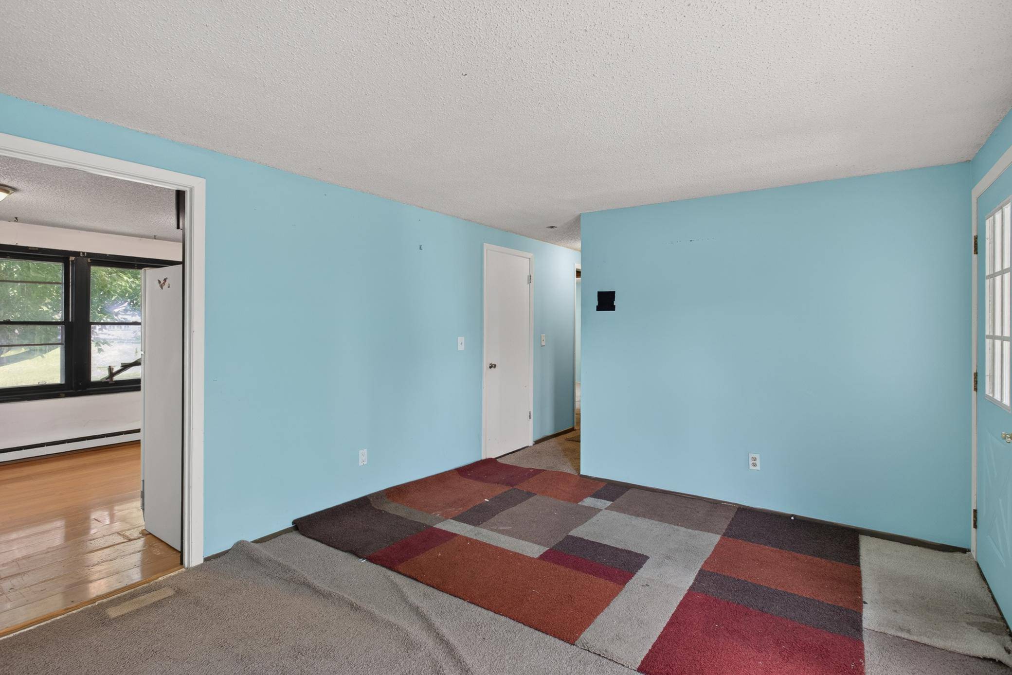 1081 Zemble ST, Chaska, MN 55318