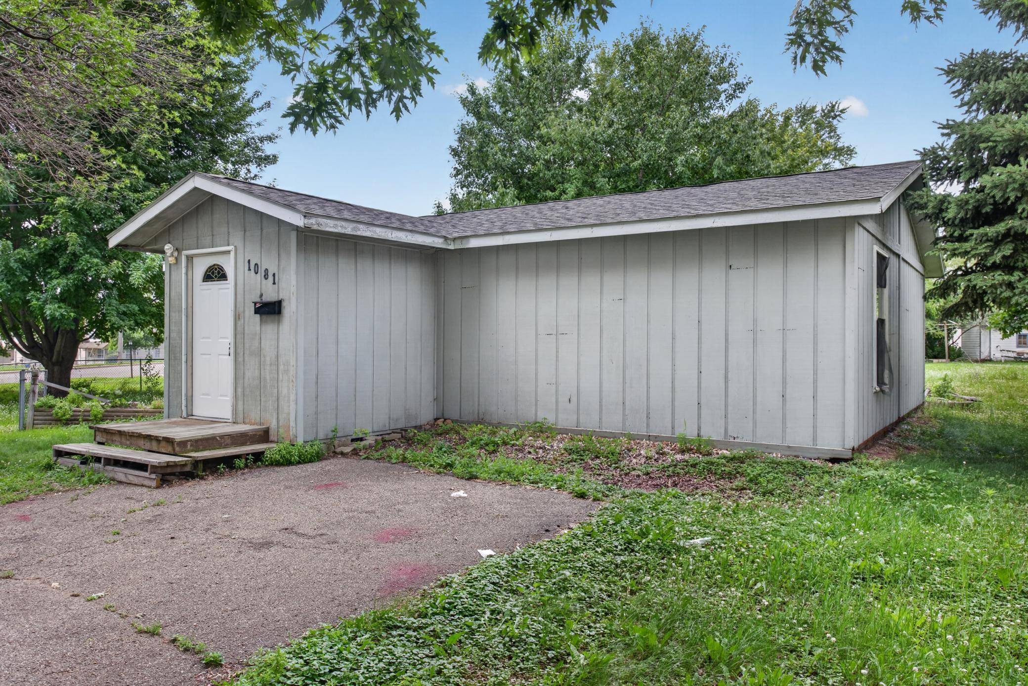 1081 Zemble ST, Chaska, MN 55318