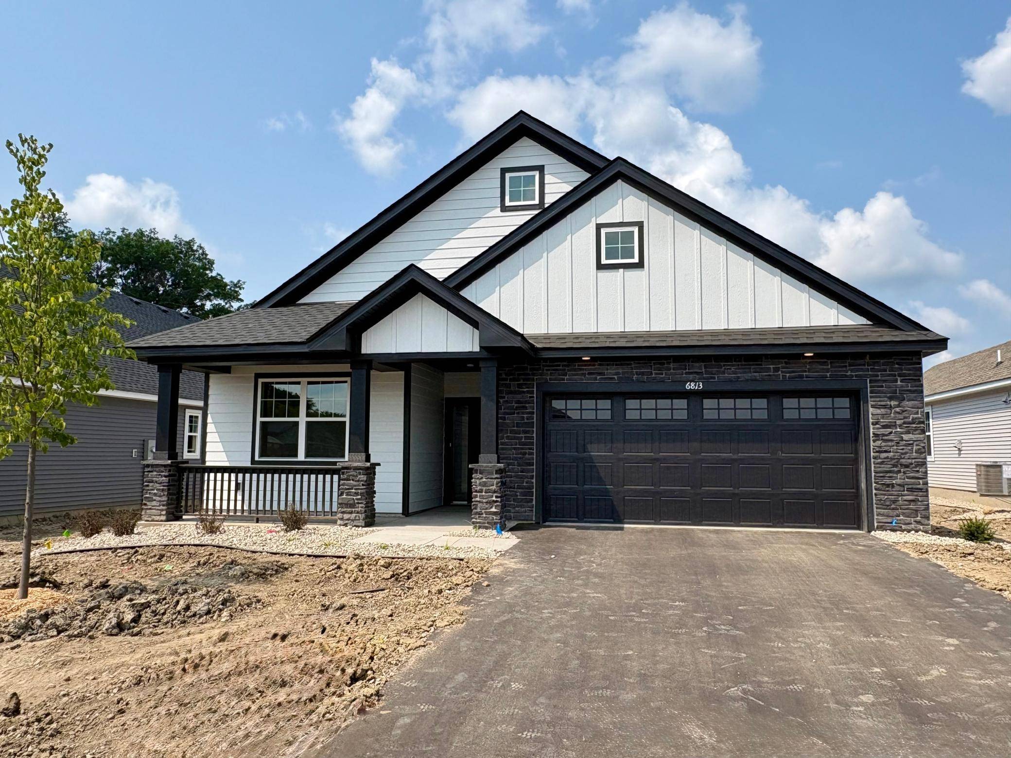 6813 Zenwood LN, Corcoran, MN 55340