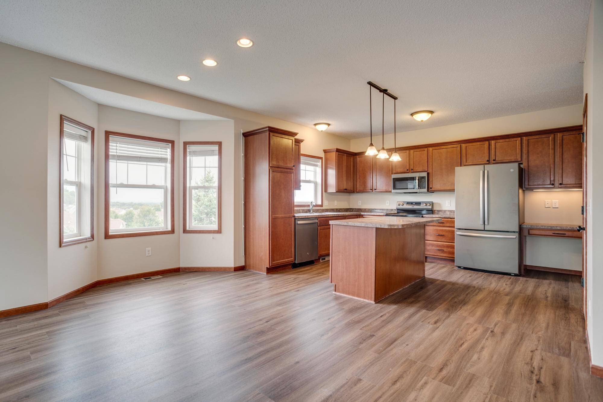 13229 Virginia AVE S, Savage, MN 55378