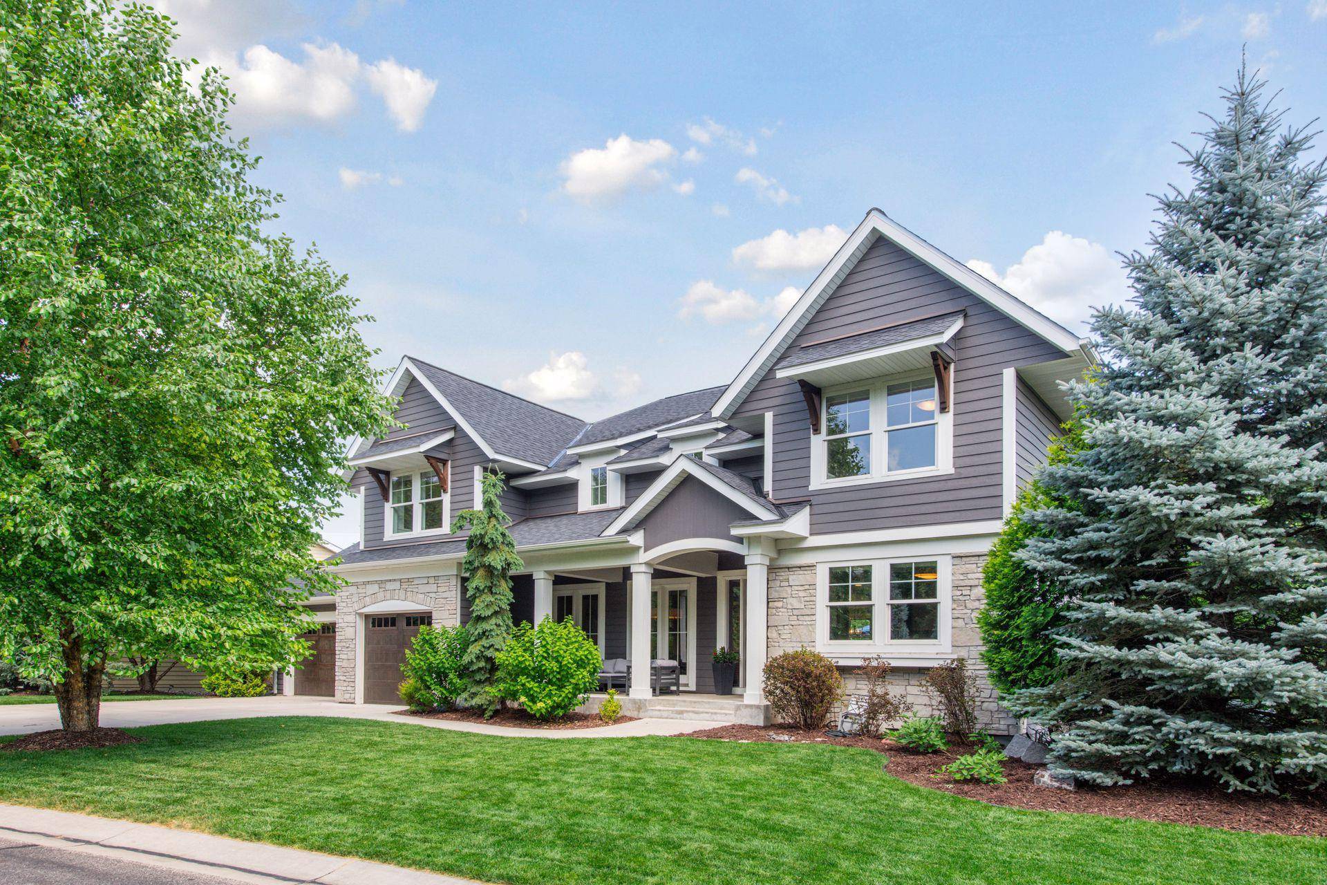 5290 Shenandoah LN N, Plymouth, MN 55446